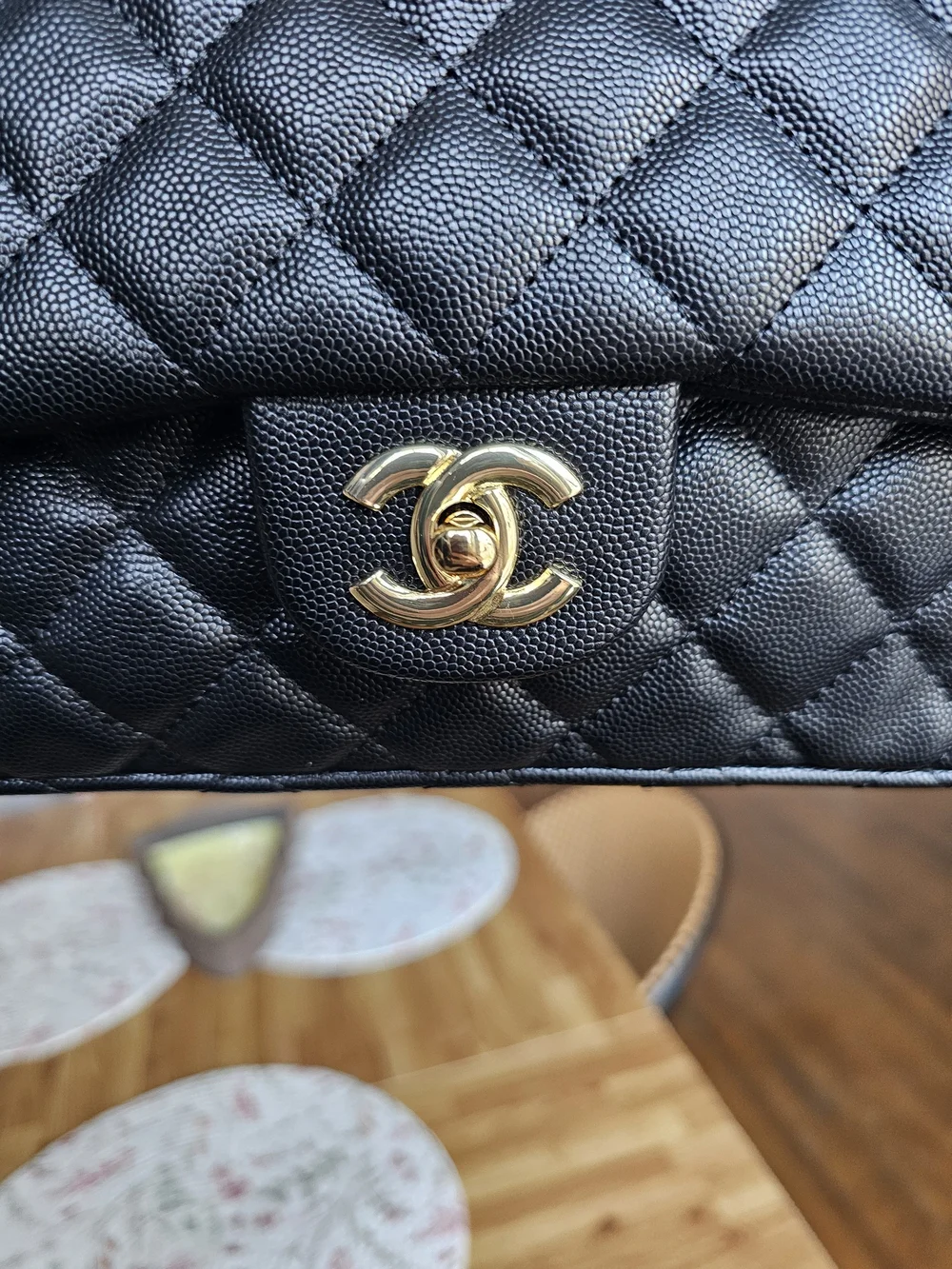 Chanel Black Quilted Leather Shoulder Bag with Red Interior - Picture 4 of 9